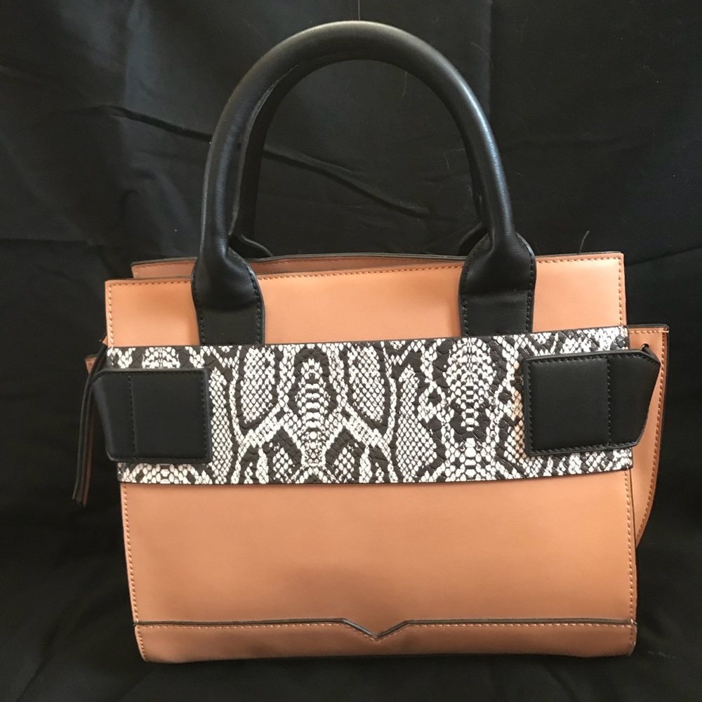 Like New Republic of Aces GiGi Structured Satchel